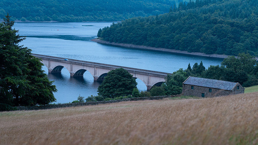 Ladybower-Reservoir-Peak-- concrete reinforcement